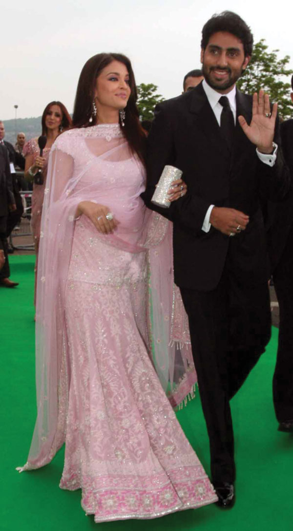 Abhishek Bachchan And Aishwarya Rai Wedding Photos