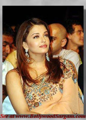 Aishwarya Rai Photos In Saree