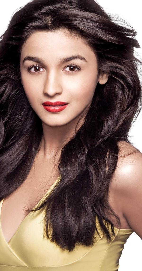 Alia Bhatt Pics In Hd