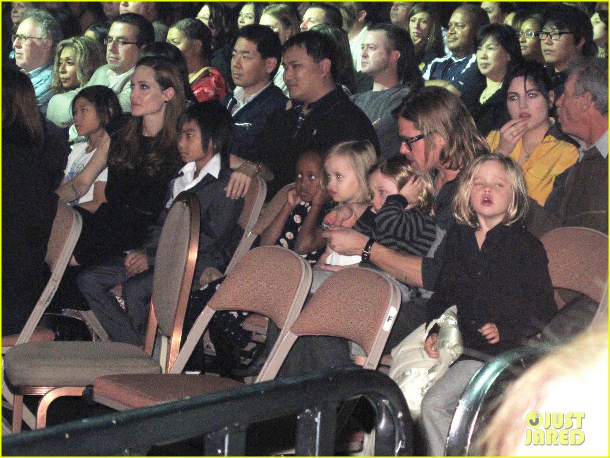 Angelina Jolie And Brad Pitt Family Pictures 2011