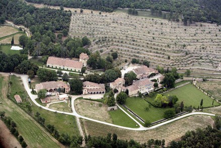 Angelina Jolie And Brad Pitt House In France