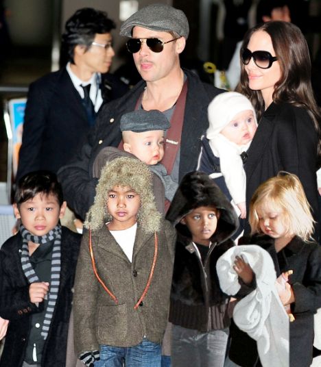 Angelina Jolie And Brad Pitt Kids Photos