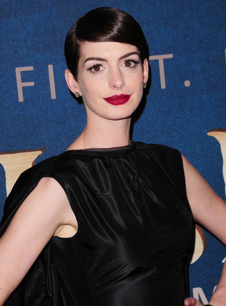 Anne Hathaway Malfunction Underwear