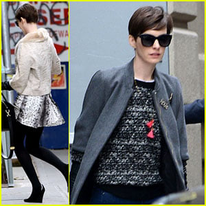 Anne Hathaway Malfunction Wardrobe