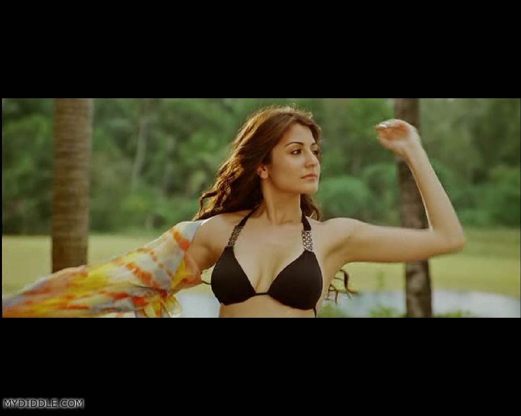 Anushka Sharma Hot Pics In Bikini In Ladies Vs Ricky Bahl