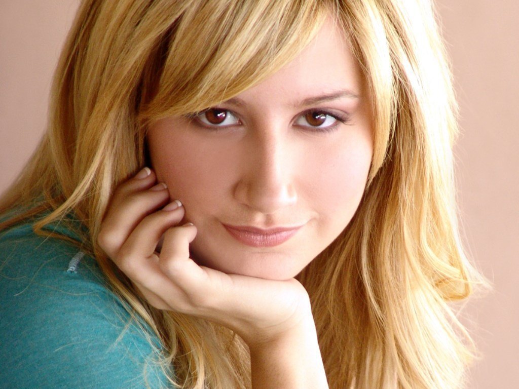 Ashley Tisdale