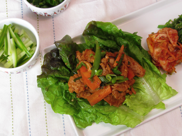 Asian Lettuce Wraps Pork