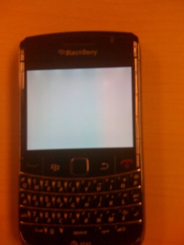 Blackberry Bold 9000 White Screen