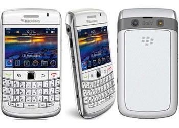 Blackberry Bold 9700 White Colour