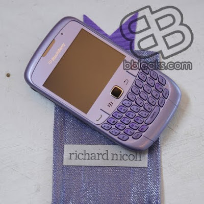 Blackberry Curve 8520 Violet Vodafone