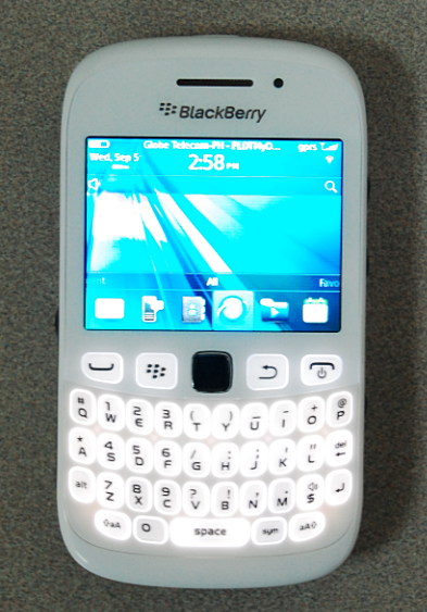 Blackberry Curve 9220 White Colour