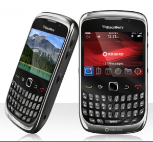 Blackberry Curve 9300 White Review