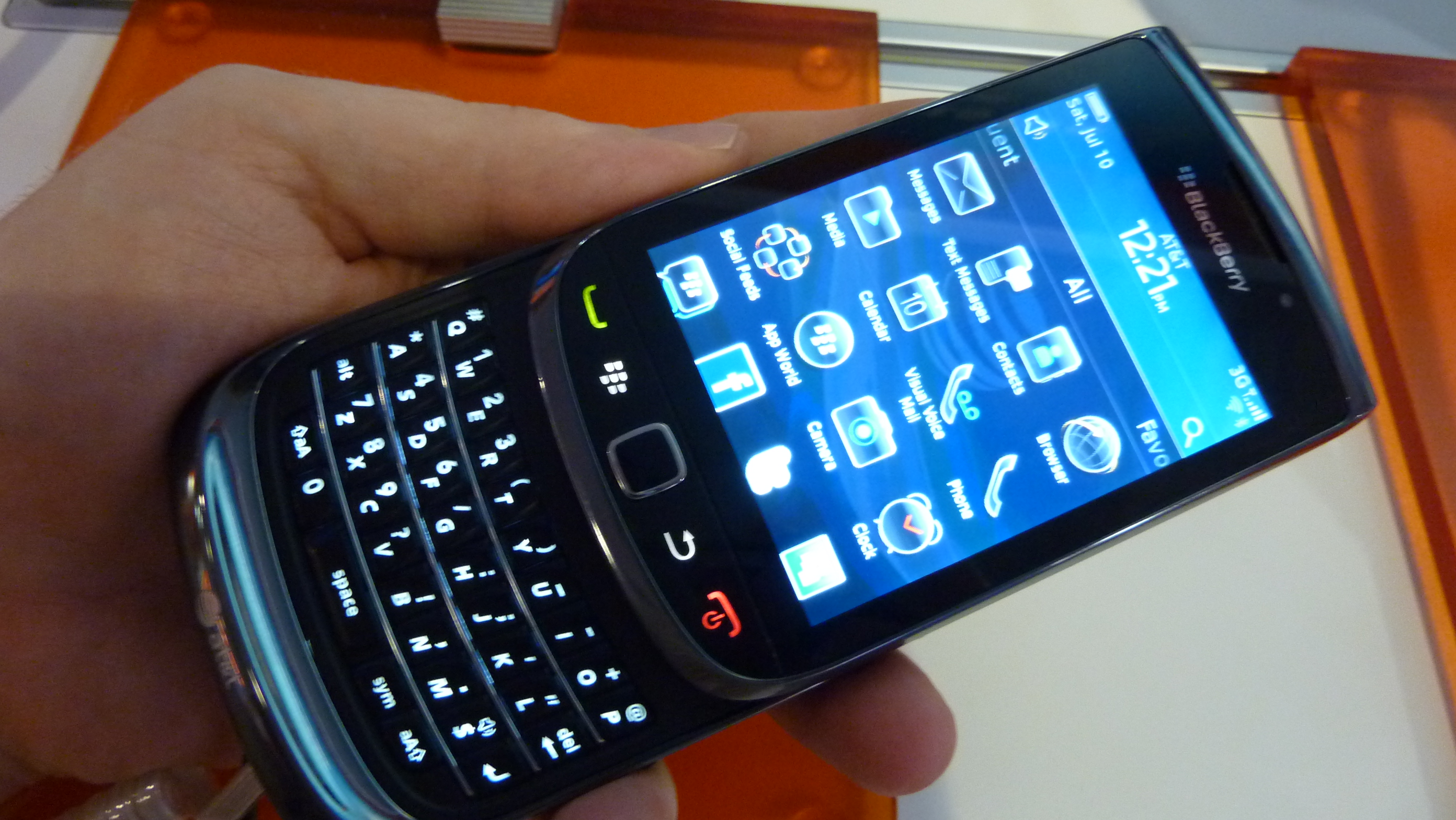 Blackberry Torch 9800 Review Youtube