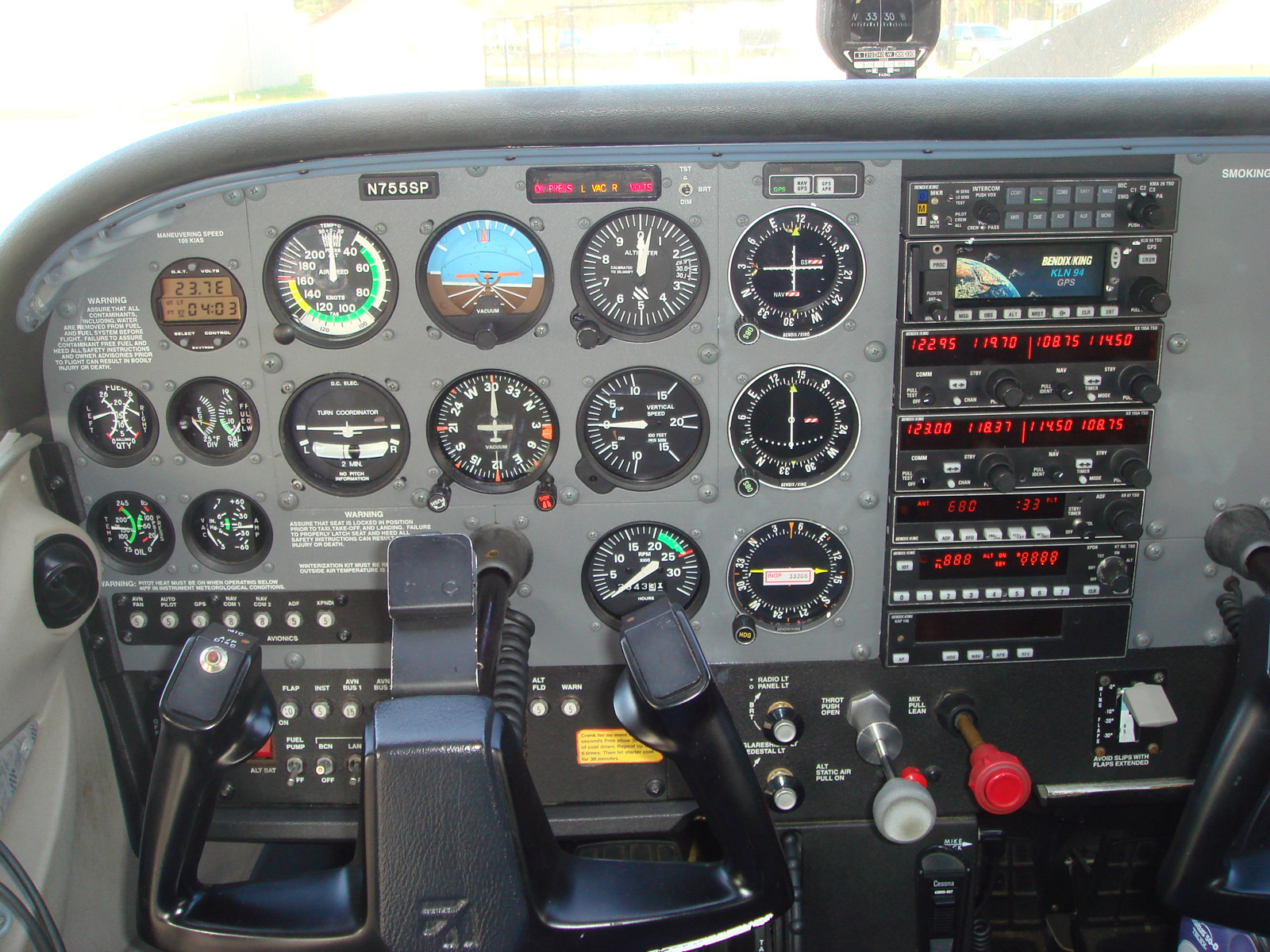 Cessna 152 Instrument Panel