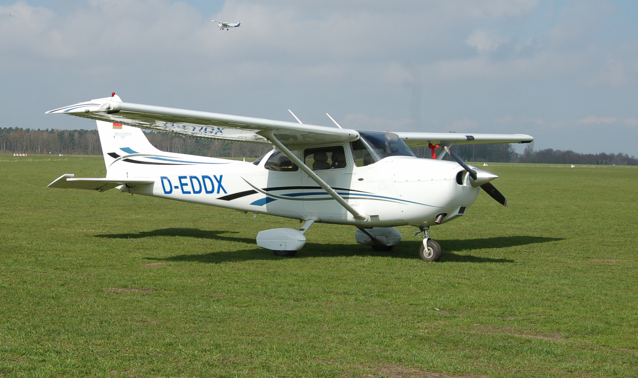 Cessna 172 Skyhawk Pictures