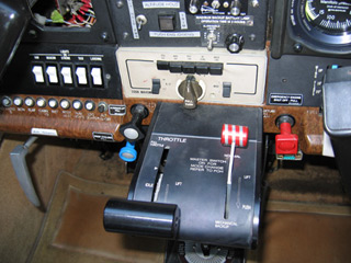 Cessna 182 Cockpit Controls