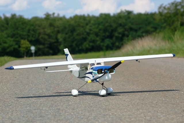Cessna 182 Skylane Rc