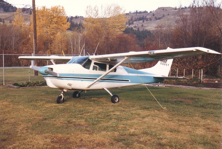 Cessna 210 Silver Eagle