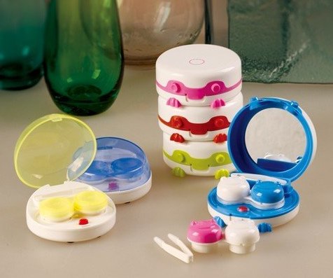 Contact Lenses Case Cleaning