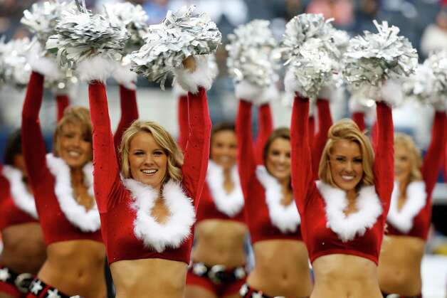 Dallas Cowboys Cheerleaders Christmas Photos