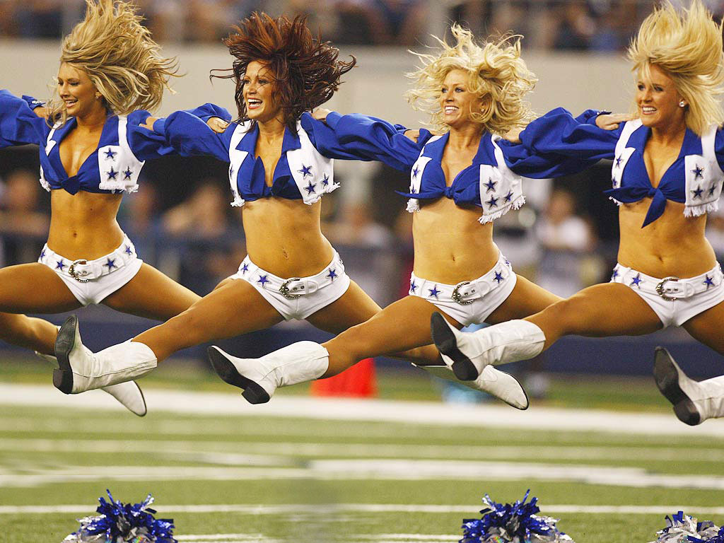 Dallas Cowboys Cheerleaders Christmas Photos