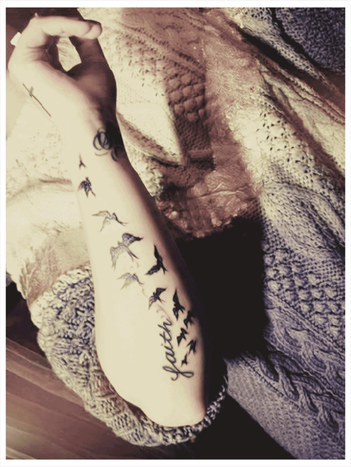 Demi Lovato Tattoo Birds