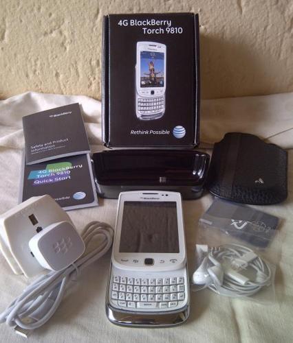 Harga Blackberry Torch 9810 White