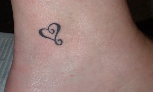 Heart Tattoos For Women On Wrist