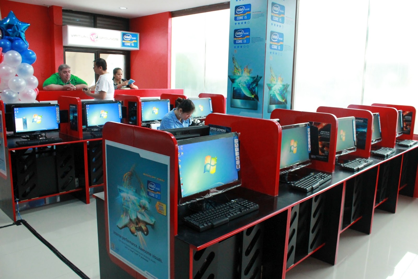 Internet Cafe Advertising Design