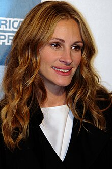 Julia Roberts Perfume Commercial Song