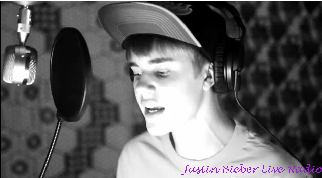 Justin Bieber Under The Mistletoe Lyrics On Screen