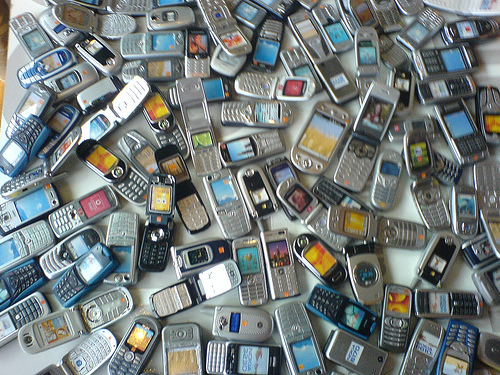 Latest Cell Phones 2012 In Pakistan