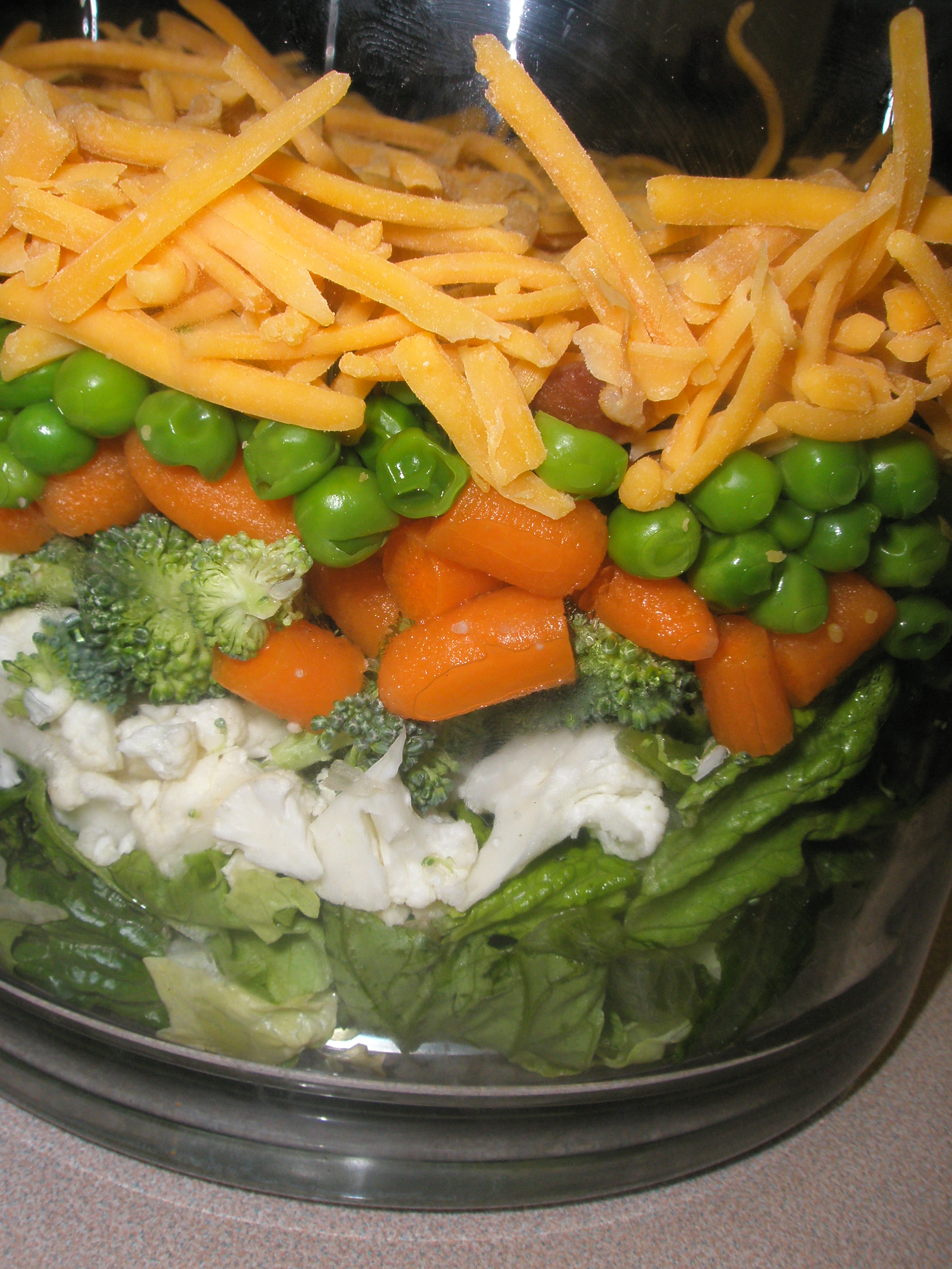 Layered Lettuce Salad Peas Bacon