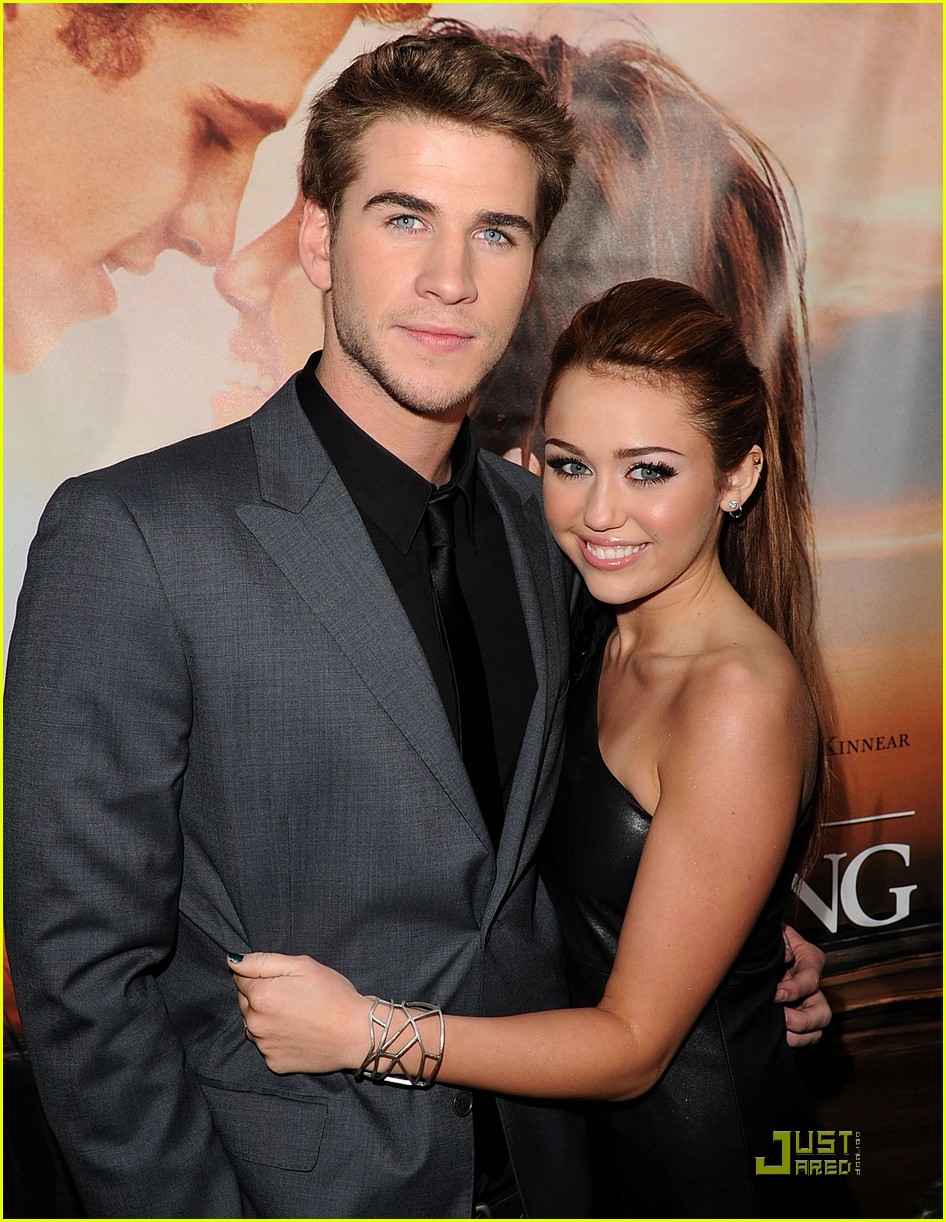 Liam Hemsworth And Miley Cyrus 2010