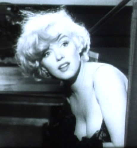Marilyn Monroe Hot Pics