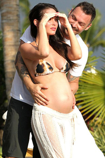 Megan Fox Pregnant Bump