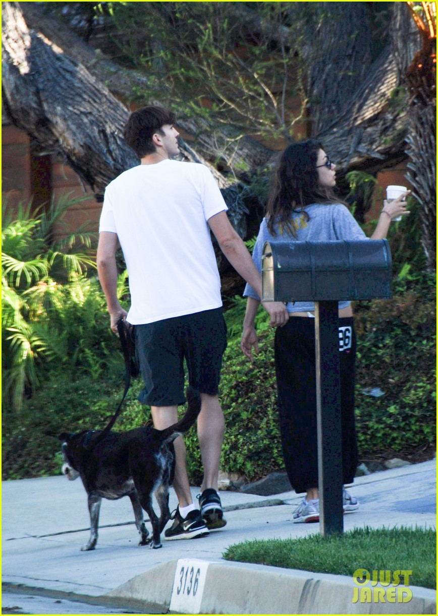 Mila Kunis And Ashton Kutcher Walking Dog