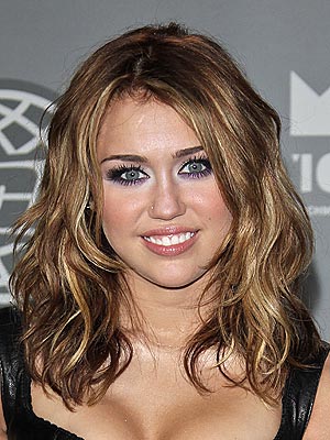 Miley Cyrus Hair Color 2010
