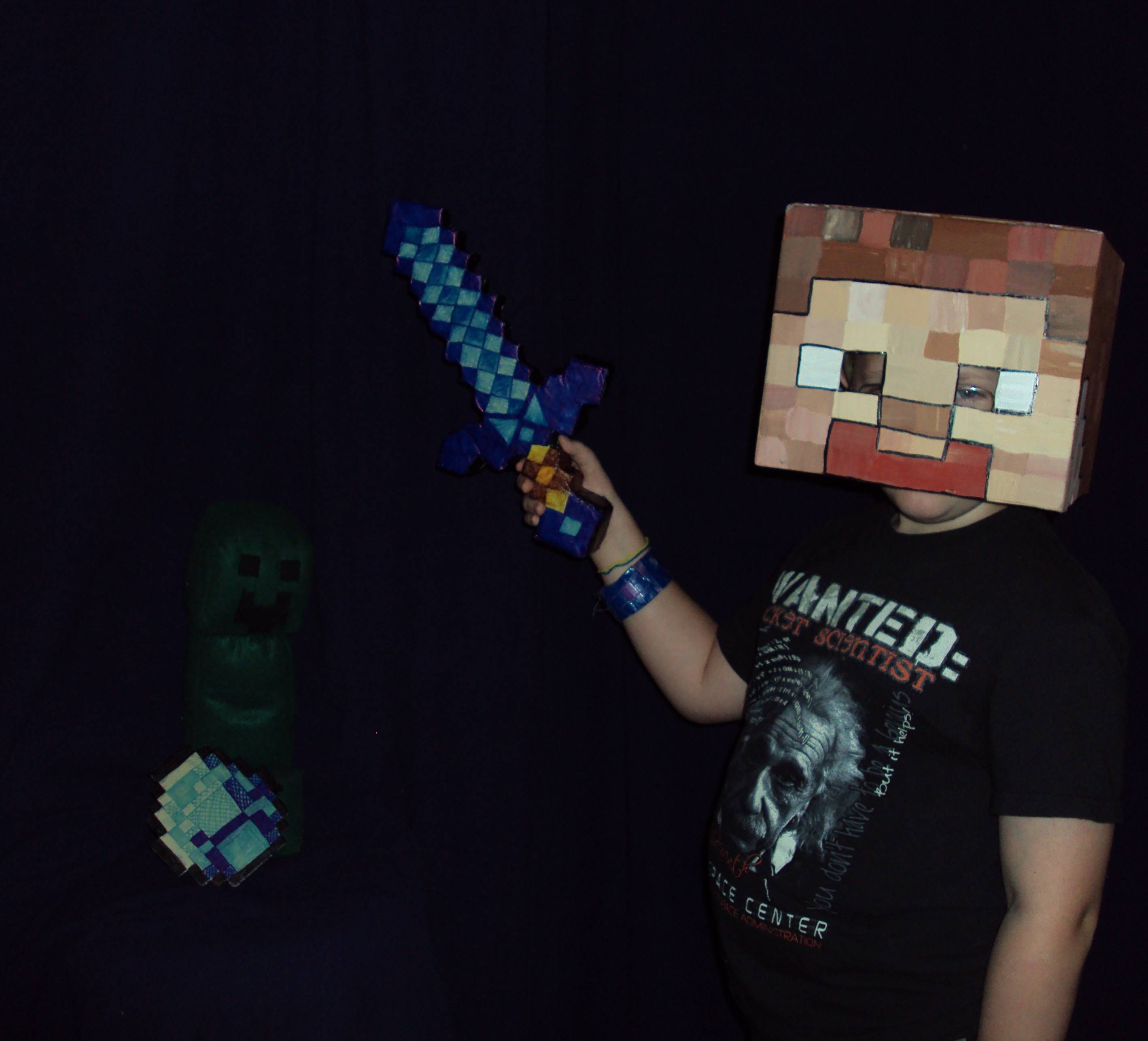 Minecraft Steve With Diamond Sword