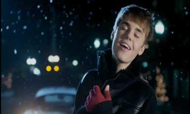 Mistletoe Justin Bieber Lyrics Video
