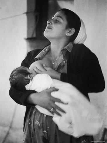 Mother Breast Feeding Baby Pics