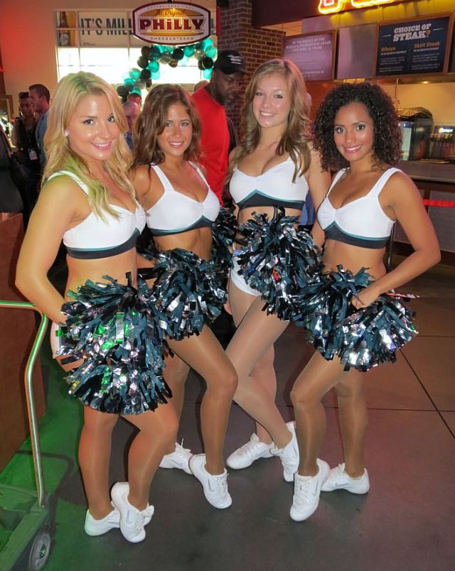 Philadelphia Eagles Cheerleaders Facebook