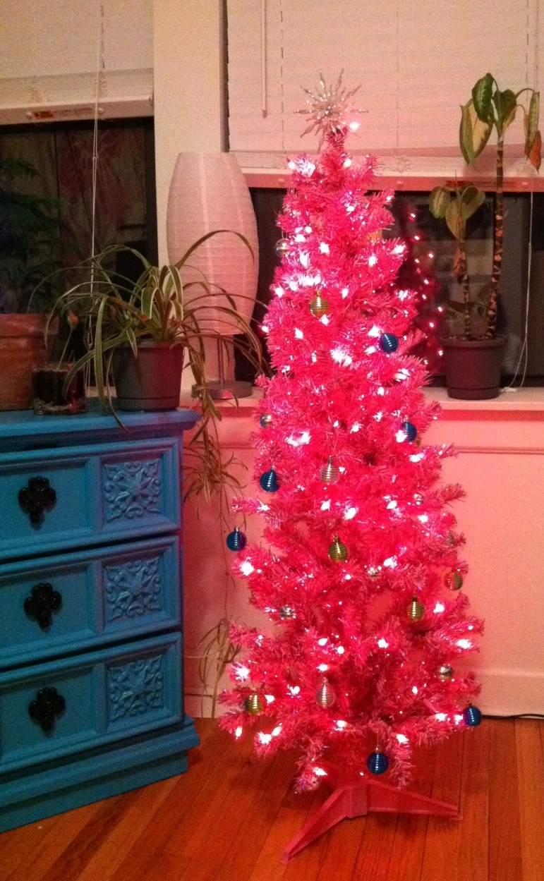 Pictures Of Christmas Trees Decorated In Pink