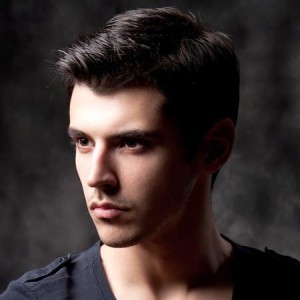 Popular Hairstyles For Men With Thick Hair