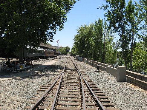 Sacramento River Train