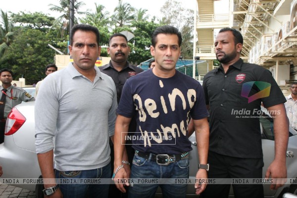 Salman Khan Bodyguard Wallpapers