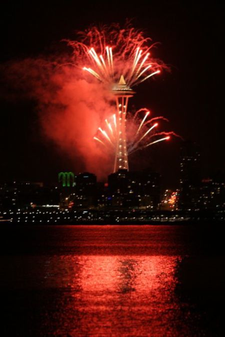 Seattle Space Needle Fireworks Live