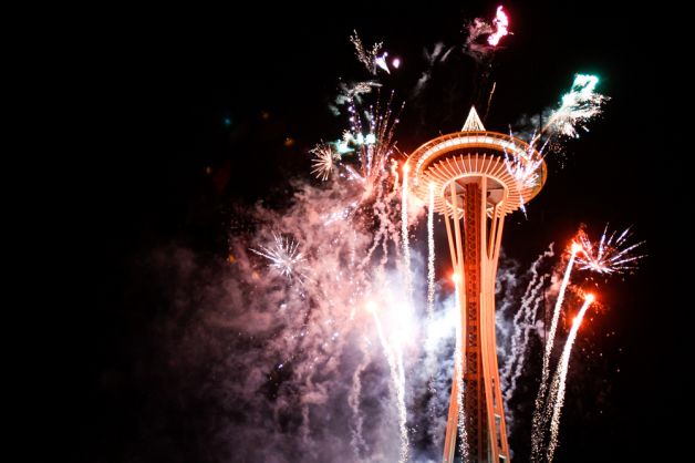 Seattle Space Needle Fireworks New Years Eve 2013