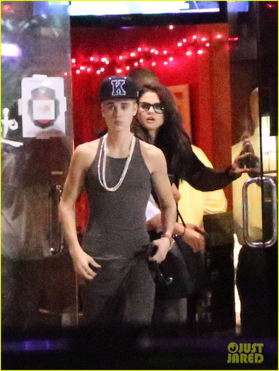 Selena Gomez And Justin Bieber 2012 November