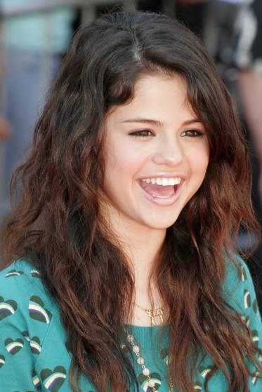 Selena Gomez Hot Pics 2010